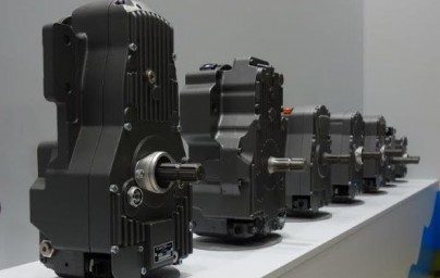 Relevage et prise de force avant